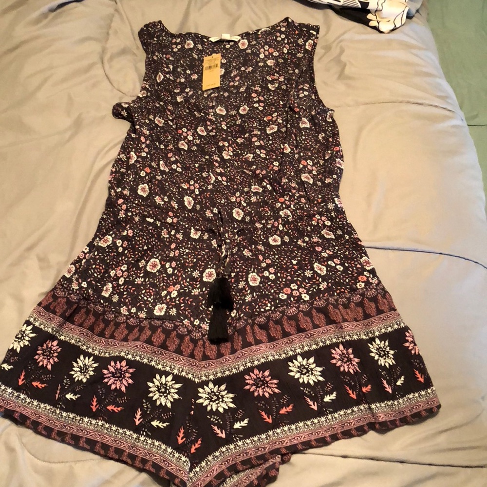 NWT American Eagle romper